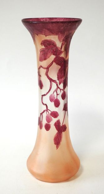 LEGRAS
Double acid-etched glass flared neck...
