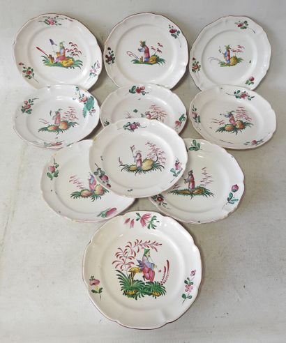 Suite of 10 Eastern earthenware plates with...