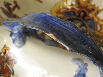 GIEN
Plat mendiant en faience modèle 