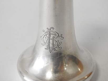R. LEUBNER - Bohrmann
1900 vase in silver-plated...
