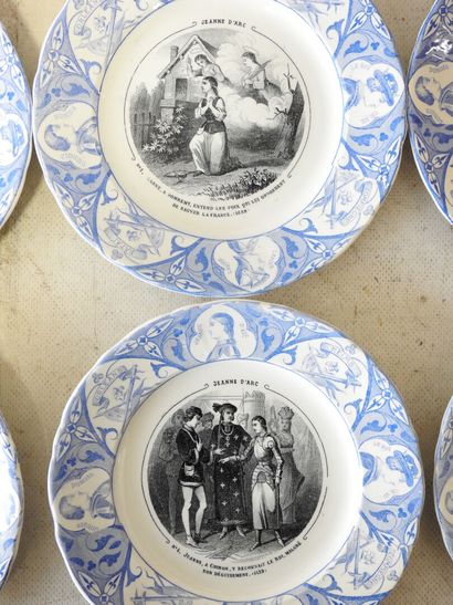 RELIGIOSA
Lot including : 
- a Notre Dame...