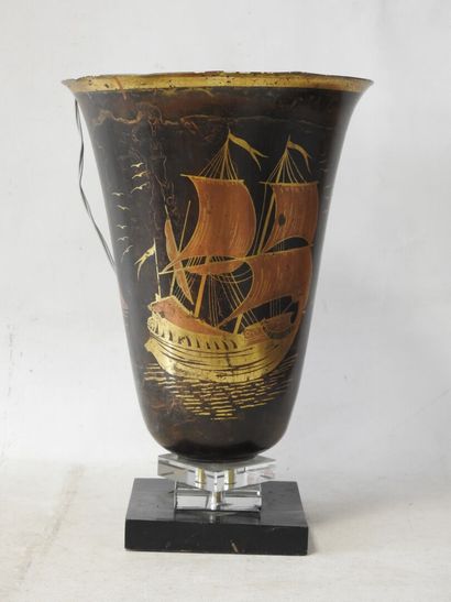 Lucien GERFAUX (1882 - 1972)
Vasque lumineuse...