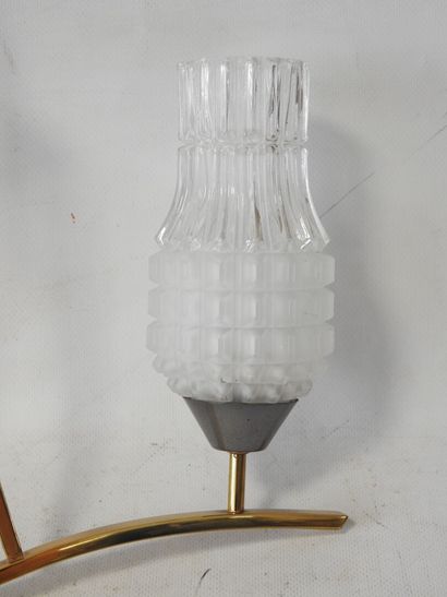 Travail des années 50
Lustre à deux bras...