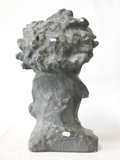 Ugo CIPRIANI (1887-1960) d'après
Buste de...