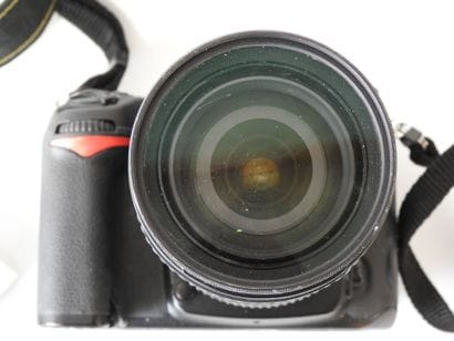 Appareil photo Nikon D7000 avec objectif...