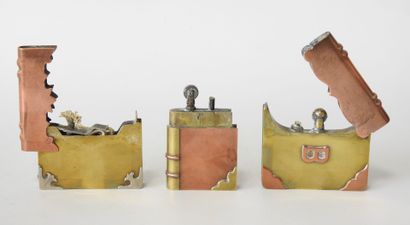 Briquetophilie - Trench work
Three book-shaped...