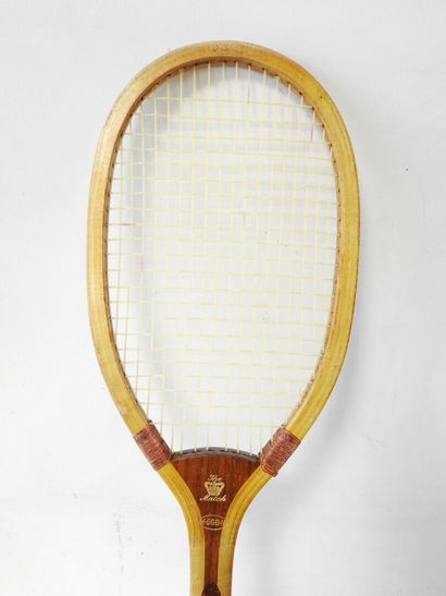Georges GIBSON BUSSEY - London
Ancienne raquette...