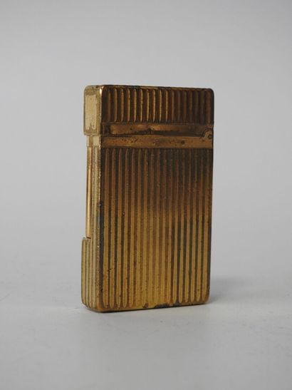 Briquetophilie
A ST Dupont - Paris gilt metal...