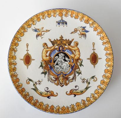 GIEN
Assiette ornementale sur talon modèle...