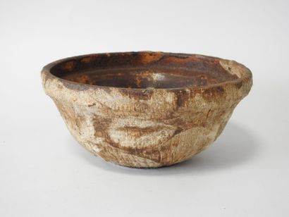 ANONYME - XXeme
Coupe creuse de forme circulaire...