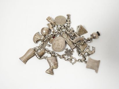 Bracelet en argent bas titre agrémenté d'une...