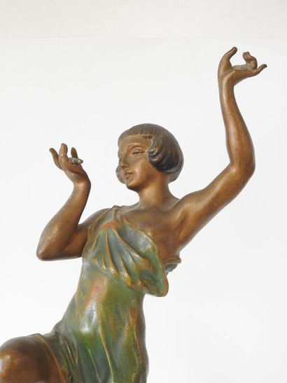 Danseuse des années 30
Sujet en régule à...