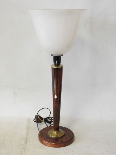 MAZDA Dans le goût de 
Lampe de bureau, dite...