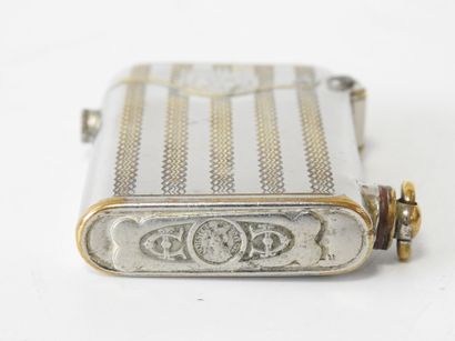 Lighter
A Thorens automatic lighter in silver-plated...