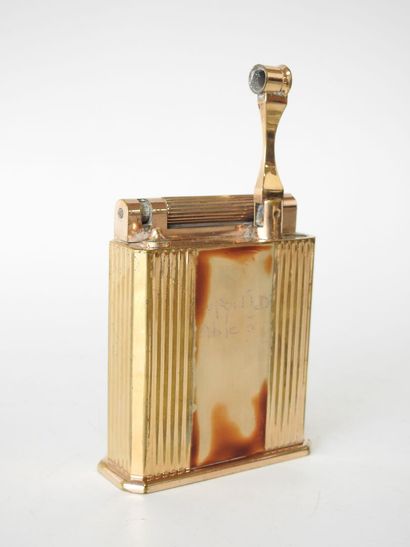 Briquetophilie
ST Dupont Paris
Table lighter...