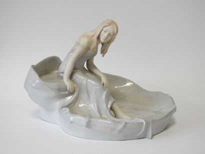 BERNARD BLOCH (1836-1909) - Autriche
Coupe...