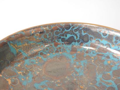 MAZEAU Frères - Sèvres
Circular earthenware...