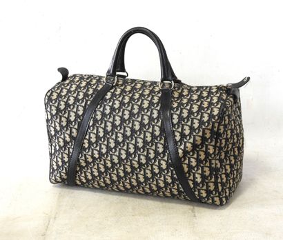 Christian DIOR
Bowling bag in navy blue Diorissima...
