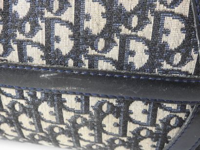 Christian DIOR
Bowling bag in navy blue Diorissima...