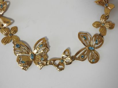 Yves SAINT LAURENT 
Drop necklace in gilded...