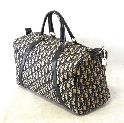Christian DIOR
Bowling bag in navy blue Diorissima...
