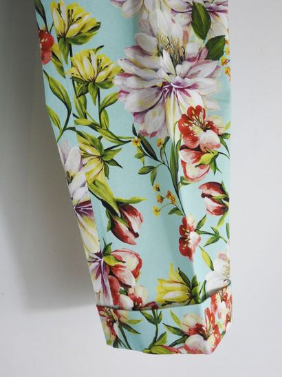 DOLCE & GABBANA - Italy
Viscose pants with...