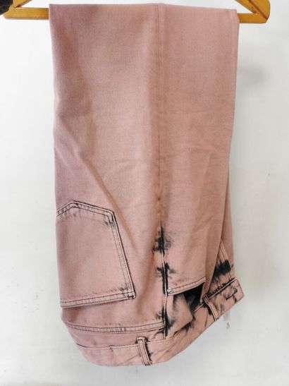 MOSCHINO Jeans
Set n washed pink cotton and...