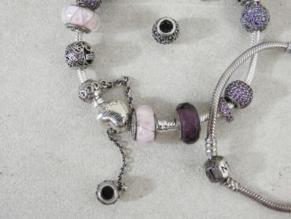 PANDORA
Silver-plated metal bracelet with...