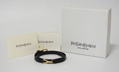 Yves SAINT LAURENT- Rive Gauche
Double wrap...