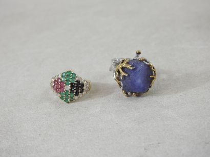 Naturalist ring, set in 925 sterling silver...