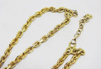 Christian DIOR
Double-row gilt-metal necklace...