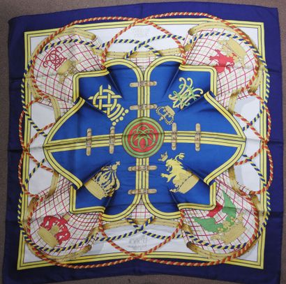 HERMES - Paris
Hand-rolled silk square 