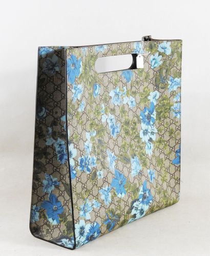 GUCCI - Limited Edition
GG supreme