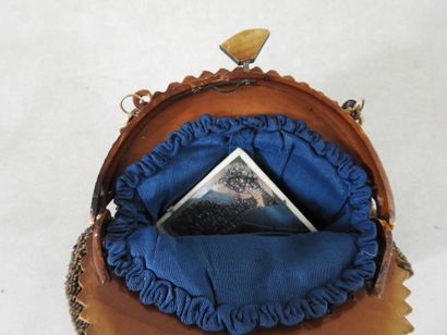 Work of the 1900s
Evening reticule in colored...