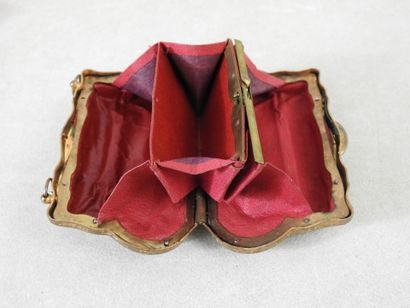 Green velvet doucine ball purse, red gusseted...