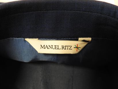 Manuel RITZ
Tailleur homme trois pièces bleu...