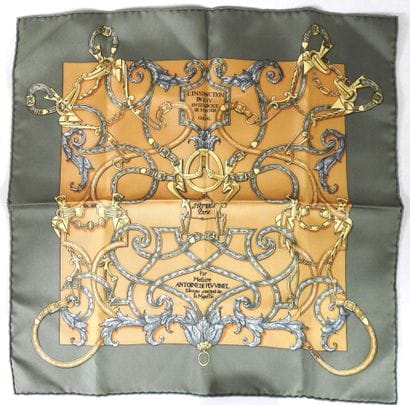 HERMES - Paris
Gavroche en soie modèle 