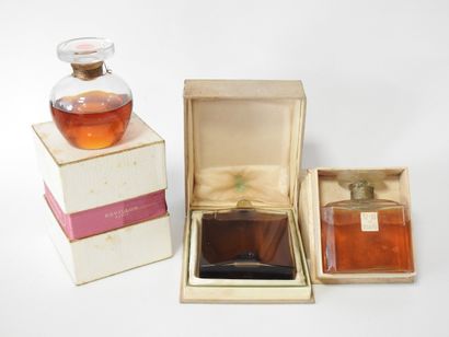 PARFUMS
Set of 3 bottles:
- Revillon. Detchema....