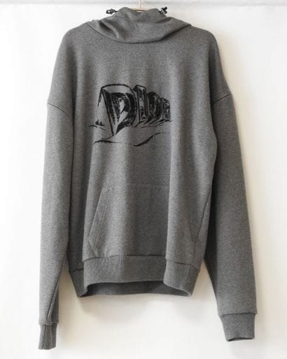 DIOR
Sweat à capuche gris, intérieur orange,...