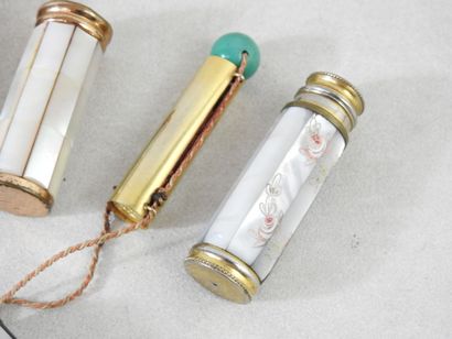Lot of 9 antique lipstick cases, mainly in...