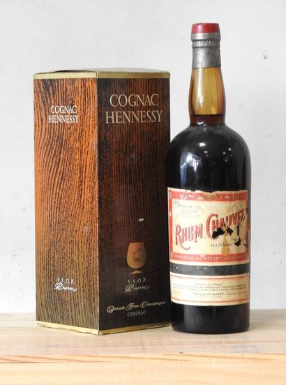 1 bottle
Rhum Chauvet.
Wear to label