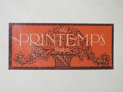 Au PRINTEMPS - Paris
Set of 3 cylindrical...
