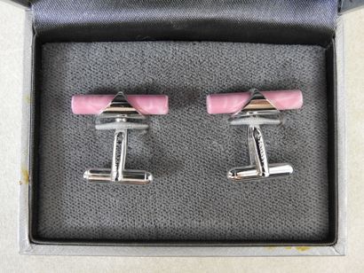 Alain FIGARET 
Pair of silver-plated metal...