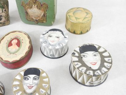 PARFUMS
Collection of 15 powder boxes including:...