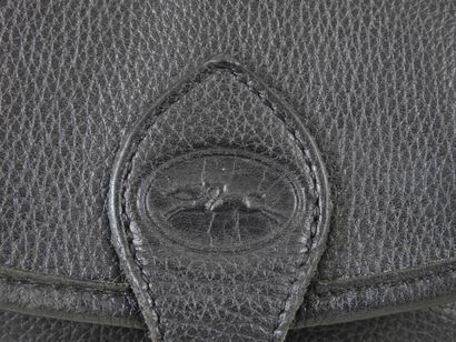 LONGCHAMPS
Black grained leather shoulder...