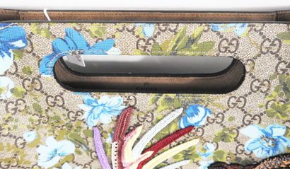 GUCCI - Limited Edition
GG supreme