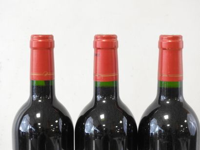 3 boutielles 
Château L'Ermitage de Bel-air,...