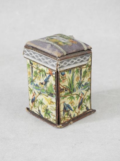 Rectangular children's sewing box, cardboard...