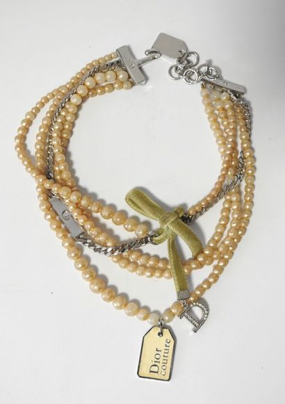 Christian DIOR - Paris
Fancy four-row pearl...