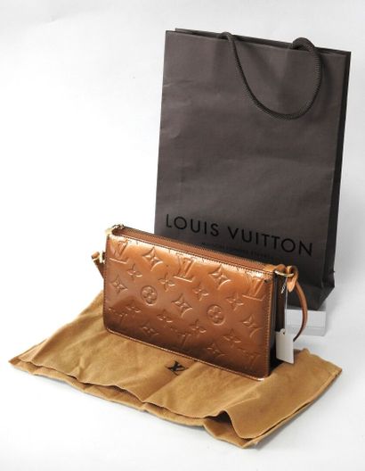 Louis VUITTON - Paris
Sac en cuir Monogram...